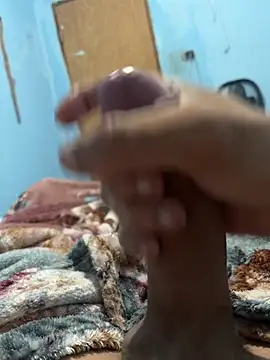 Snapshot of michaelniq chatting on 04-04-26, 03:02 michaelniq online show from 04-04-26, 03:02