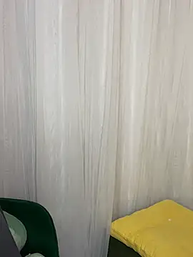 yaya0302 online show from 04-17-26, 03:31