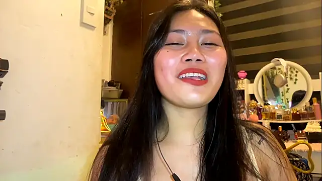 GlindaDejardin online show from 04-15-26, 05:17