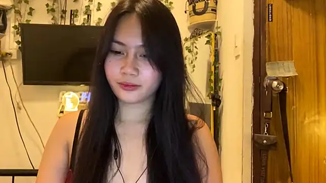 GlindaDejardin online show from 04-12-26, 05:16