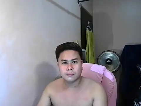 Snapshot of tipsy_butter chatting on 07-21-26, 07:42 tipsy butter online show from 07-21-26, 07:42