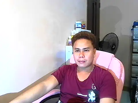 Snapshot of tipsy_butter chatting on 07-27-26, 09:55 tipsy butter online show from 07-27-26, 09:55