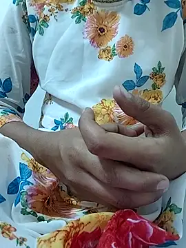 Snapshot of khushboo_rani_3684 chatting on 04-13-26, 09:57 khushboo rani 3684 online show from 04-13-26, 09:57