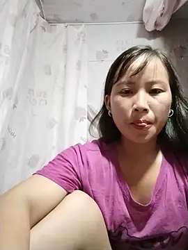 Snapshot of Yo-must chatting on 06-08-26, 05:41 Yo-must online show from 06-08-26, 05:41