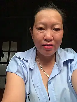 candy-beo online show from 04-12-26, 11:19