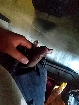 Snapshot of strip_jerry chatting on 04-04-26, 10:11 strip jerry online show from 04-04-26, 10:11