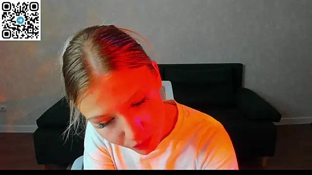 Angelina Becker online show from 05-22-26, 01:14