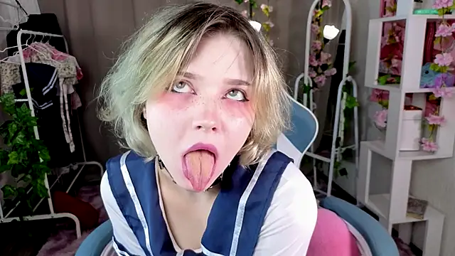 Molli fae online show from 04-05-26, 08:10