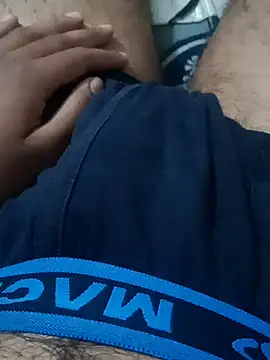 minkzz0 online show from 04-15-26, 03:56