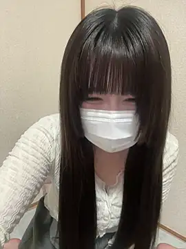 Snapshot of ema_nico chatting on 04-16-26, 11:00 ema nico online show from 04-16-26, 11:00