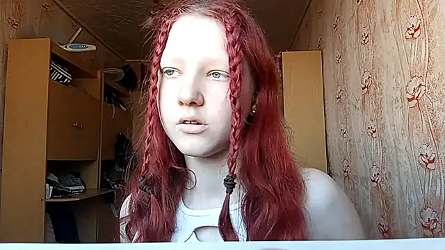 Snapshot of BirgitKamal chatting on 04-13-26, 11:25 BirgitKamal online show from 04-13-26, 11:25
