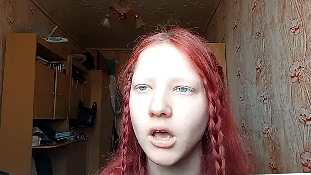 Snapshot of BirgitKamal chatting on 04-10-26, 10:11 BirgitKamal online show from 04-10-26, 10:11