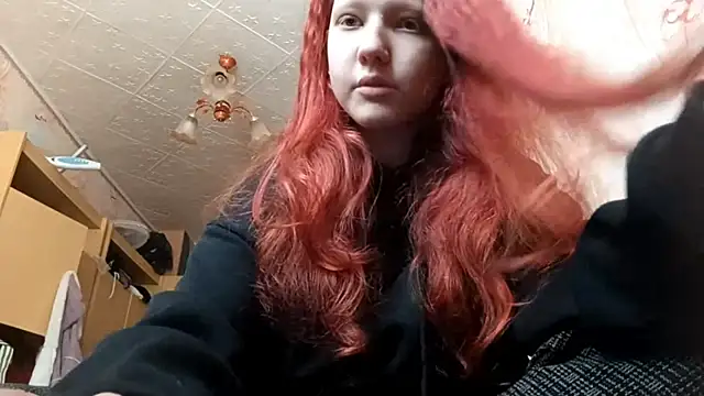 Snapshot of BirgitKamal chatting on 04-22-26, 11:28 BirgitKamal online show from 04-22-26, 11:28