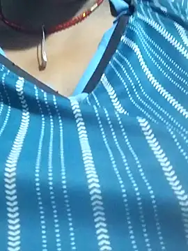 Desi hot bhabhi01 online show from 07-28-26, 05:15