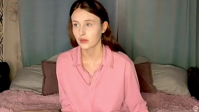 Snapshot of NessBarre chatting on 06-08-26, 07:36 NessBarre online show from 06-08-26, 07:36