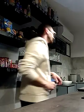 jozsi1995 online show from 04-17-26, 07:28