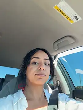 Controllercutie online show from 05-04-26, 08:44