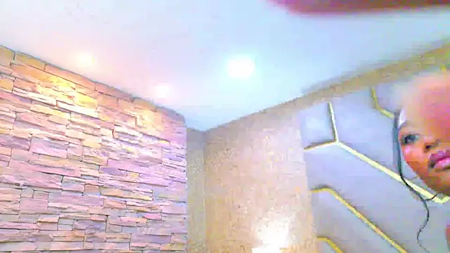 Snapshot of AiraLuna chatting on 04-07-26, 08:43 AiraLuna online show from 04-07-26, 08:43