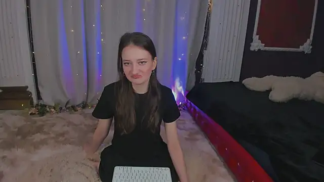  SummerLila online show from 04-12-26, 01:47