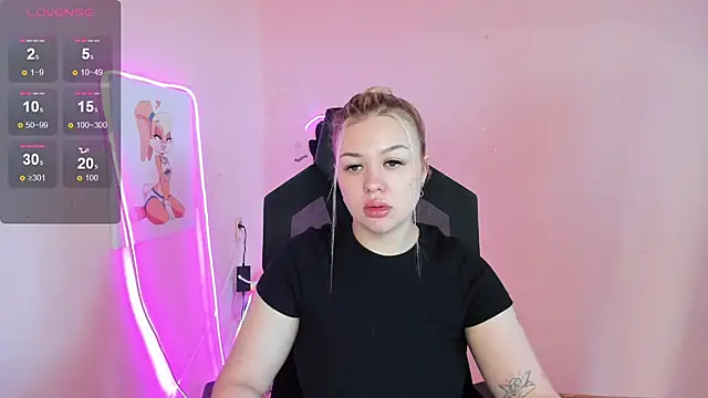 AmeliePeach online show from 06-20-26, 01:54