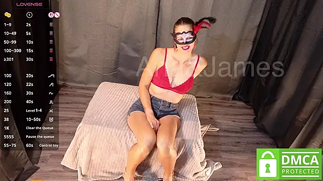 Snapshot of Anajames chatting on 06-15-26, 01:33 Anajames online show from 06-15-26, 01:33
