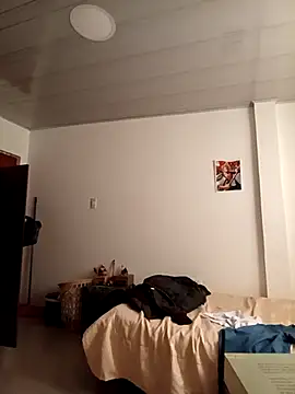Leticia Hinkley  online show from 04-16-26, 11:44