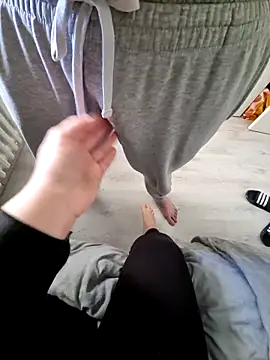 Snapshot of LadyLeni chatting on 04-07-26, 02:19 LadyLeni online show from 04-07-26, 02:19