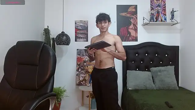 Snapshot of billy_wild chatting on 06-16-26, 11:32 billy wild online show from 06-16-26, 11:32