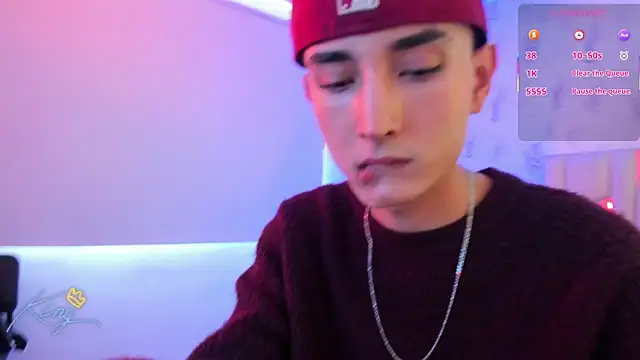 Snapshot of Eidan_tay chatting on 05-23-26, 01:32 Eidan tay online show from 05-23-26, 01:32