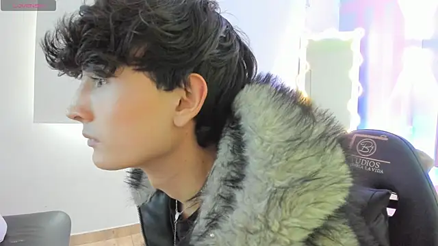 Snapshot of Eidan_tay chatting on 04-15-26, 08:53 Eidan tay online show from 04-15-26, 08:53