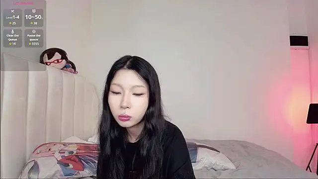 Snapshot of ayasinji chatting on 04-19-26, 11:33 ayasinji online show from 04-19-26, 11:33