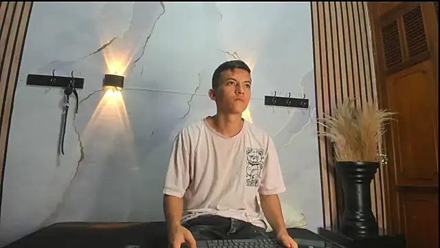 DilanAndKing online show from 04-10-26, 12:45
