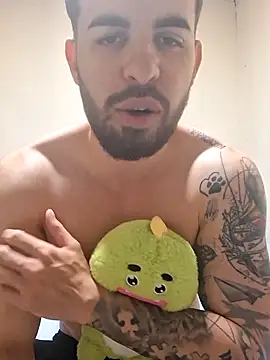 leoxxxgato online show from 04-09-26, 09:43