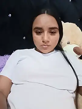 Valentina Narvaez online show from 06-19-26, 06:14