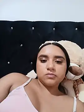 Valentina Narvaez online show from 06-18-26, 06:46