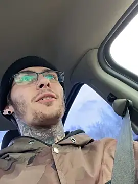 Snapshot of trunorthheavy chatting on 04-04-26, 10:16 trunorthheavy online show from 04-04-26, 10:16