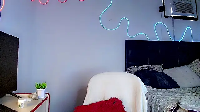 Ethan Noa online show from 04-13-26, 03:38