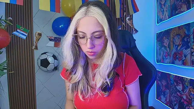 sweetlyundone online show from 06-18-26, 07:30