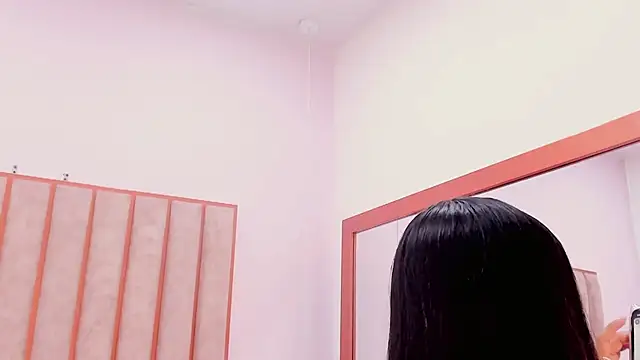 Zoe Monrow online show from 06-18-26, 01:38