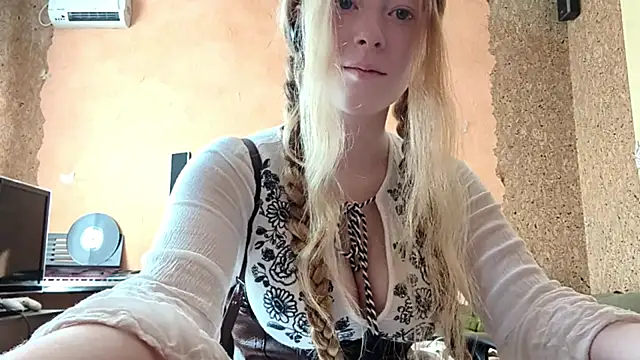KateVibe 01 online show from 04-07-26, 11:17