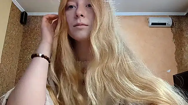 KateVibe 01 online show from 05-15-26, 04:21