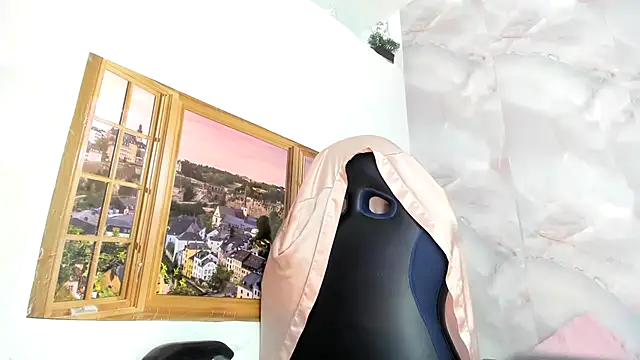 EllyBloom online show from 06-26-26, 01:50