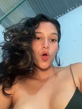 RAMONA and ROGER online show from 04-09-26, 01:51