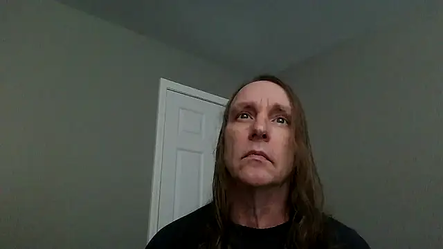 Magnus Luv online show from 05-26-26, 08:18