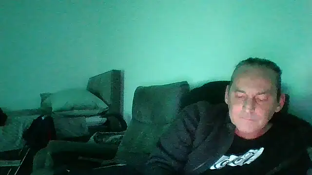 Snapshot of CanCumALot chatting on 05-19-26, 10:28 CanCumALot online show from 05-19-26, 10:28