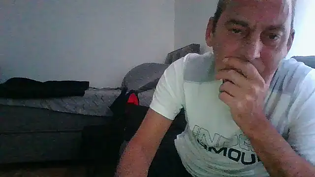 Snapshot of CanCumALot chatting on 05-28-26, 01:28 CanCumALot online show from 05-28-26, 01:28
