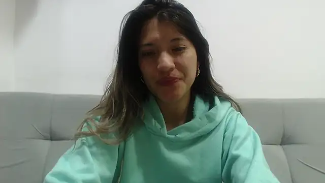 hannajonnes1 online show from 04-10-26, 01:01