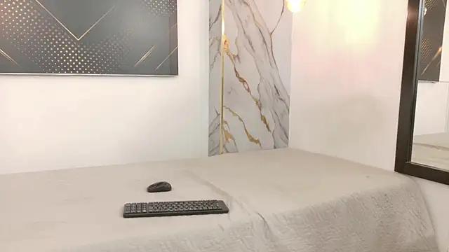 GoldenDesireX  online show from 05-21-26, 07:00