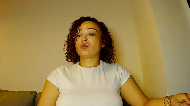 Theone T online show from 05-25-26, 12:37