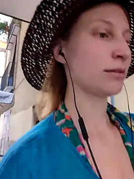 Julialexxxx online show from 07-17-26, 08:22